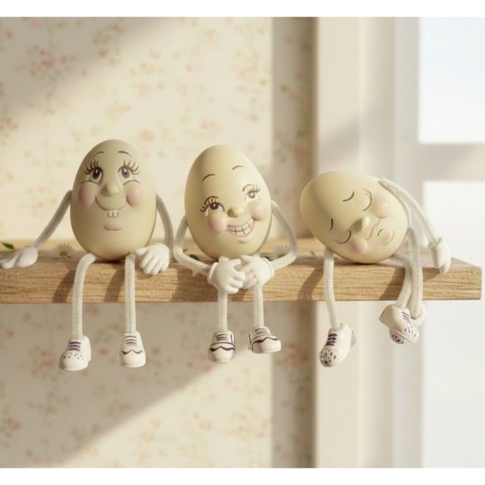 Lot Of 3 Vintage 1980s Handmade Anthropomorphic Eggs Ceramic Shelf Decor Painted
